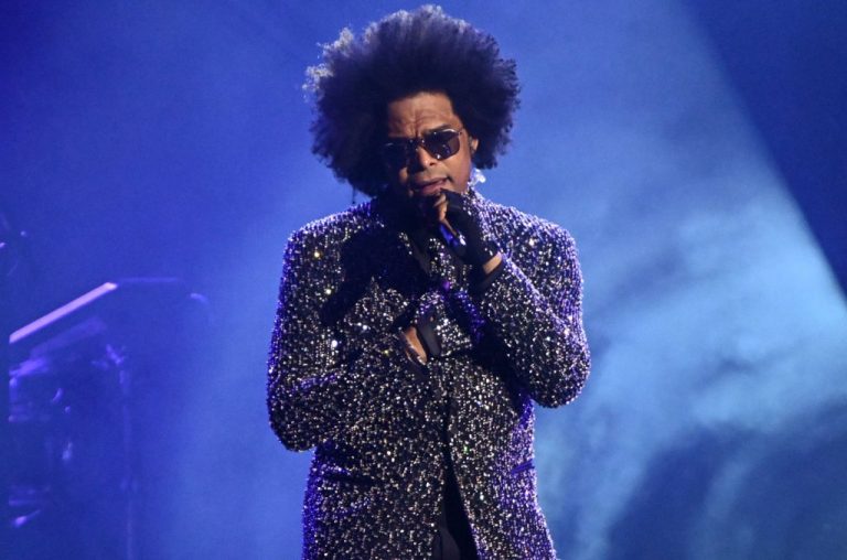 Maxwell Pays Tribute to Michael Jackson’s ‘Thriller’ With ‘Lady in