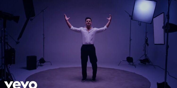 Carlos Rivera – El Vuelo