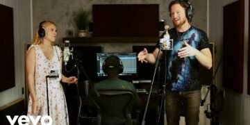 Austin Brown, Rumer Willis – Sailing (Official Video)