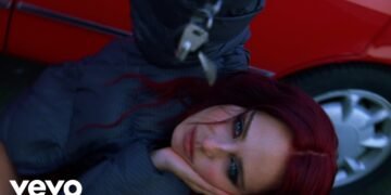 Rose Gray – Club To Your Arms (Official Video)