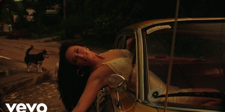 Kacey Musgraves – Mexico Honey (Official Music Video)